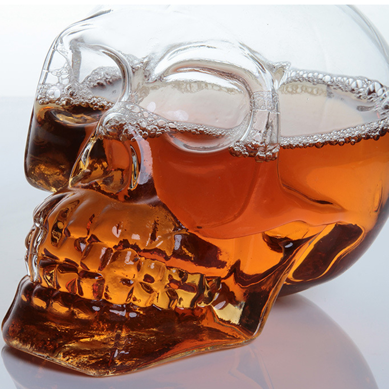 Creativo testa di teschio Deca - Wine Beer Spirits recensione e prezzo