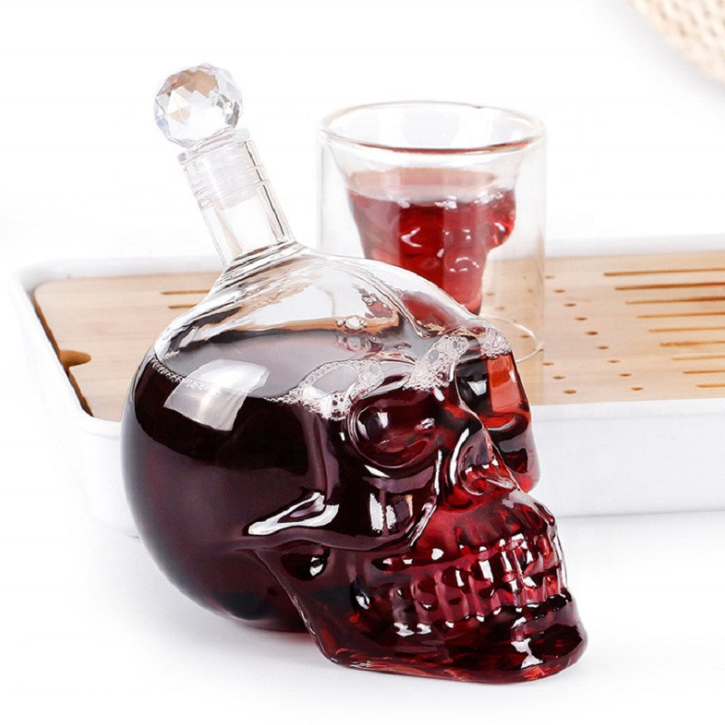 Creativo testa di teschio Deca - Wine Beer Spirits recensione e prezzo