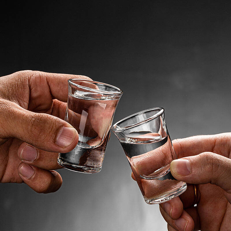 Bicchierini da 10ml/15ml per B - Wine Beer Spirits recensione e prezzo